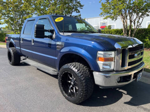 2008 Ford F-250 Super Duty for sale at UNITED AUTO WHOLESALERS LLC in Portsmouth VA
