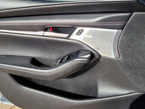 2023 Mazda Mazda3 Sedan 2.5 S Carbon Edition