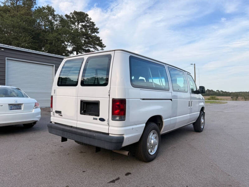 2011 Ford E-Series E-150 XL