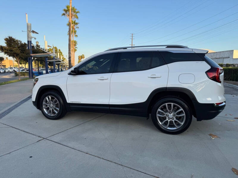 2022 GMC Terrain SLT