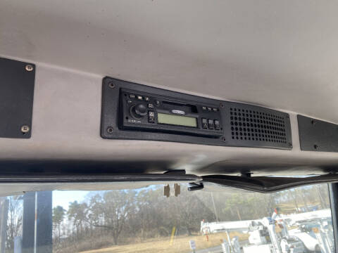 2002 Freightliner FL60