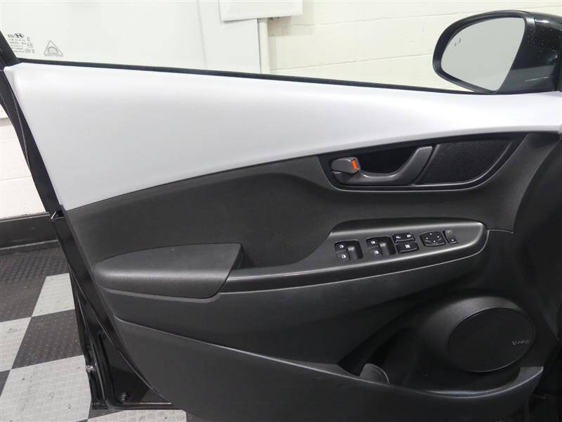2020 Hyundai Kona SEL Plus
