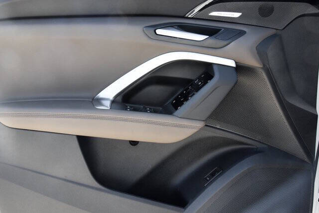 2025 Audi Q5 quattro Premium Plus TFSI