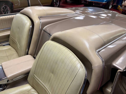 1966 Ford Thunderbird