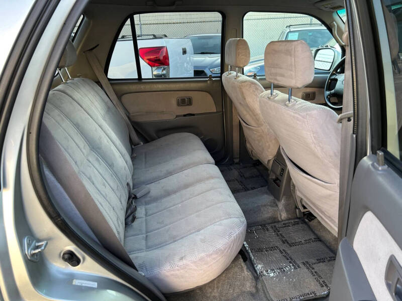 2002 Toyota 4Runner SR5