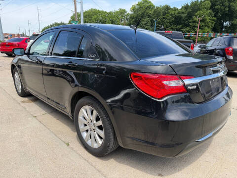 2011 Chrysler 200 Touring