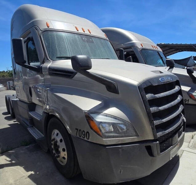2022 Freightliner Cascadia