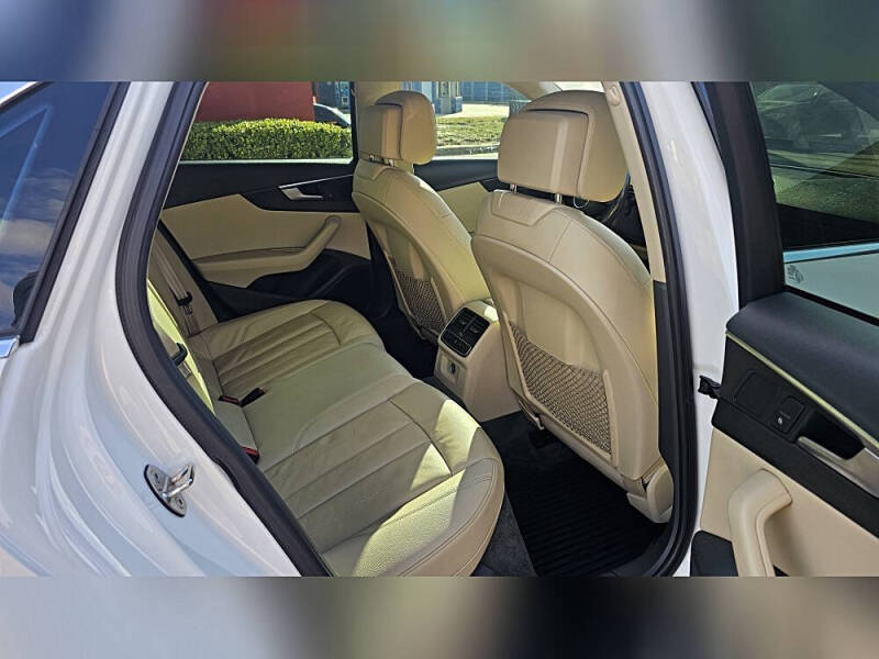 2017 Audi A4 2.0T quattro Premium Plus