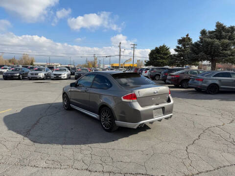 2010 Ford Focus SES