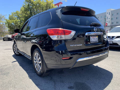 2014 Nissan Pathfinder S