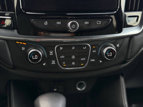 2023 Chevrolet Traverse Premier