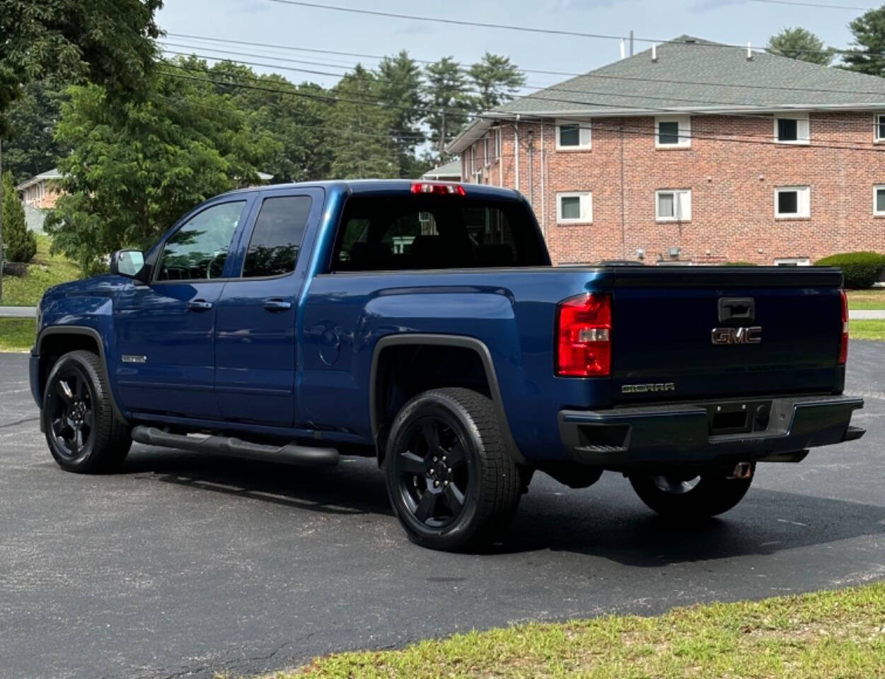 2018 GMC Sierra 1500 for sale at BRW Motorsports LLC in Derry, NH