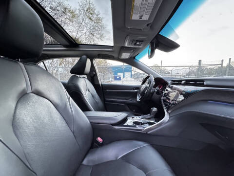 2020 Toyota Camry XSE