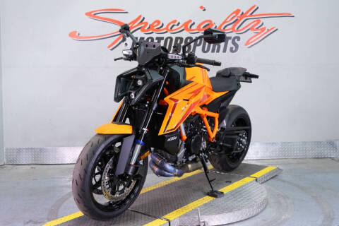 2024 KTM 1390 Super Duke R Evo