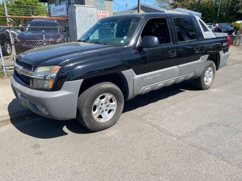 2002 Chevrolet Avalanche for sale at Chuck Wise Motors in Portland OR
