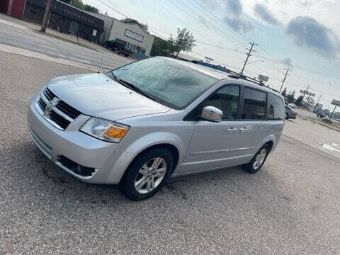 2008 Dodge Grand Caravan for sale at United Motors in Saint Cloud MN