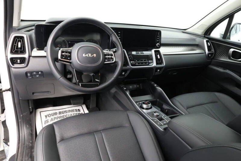 2024 Kia Sorento Hybrid EX