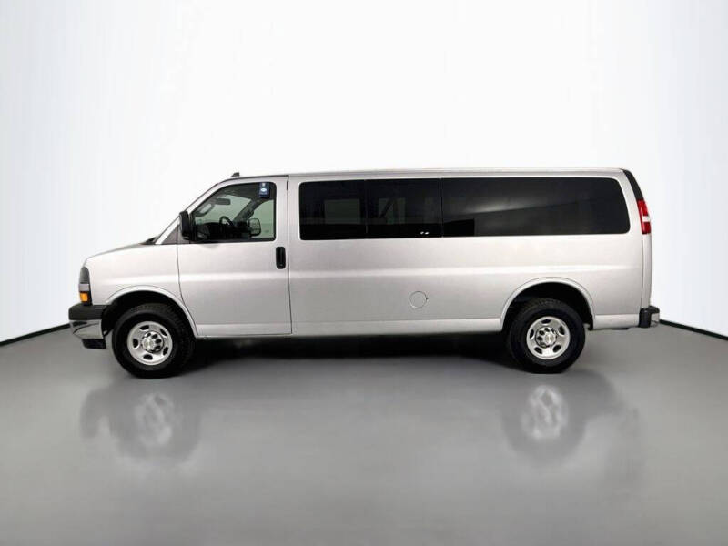 2023 Chevrolet Express LS 3500