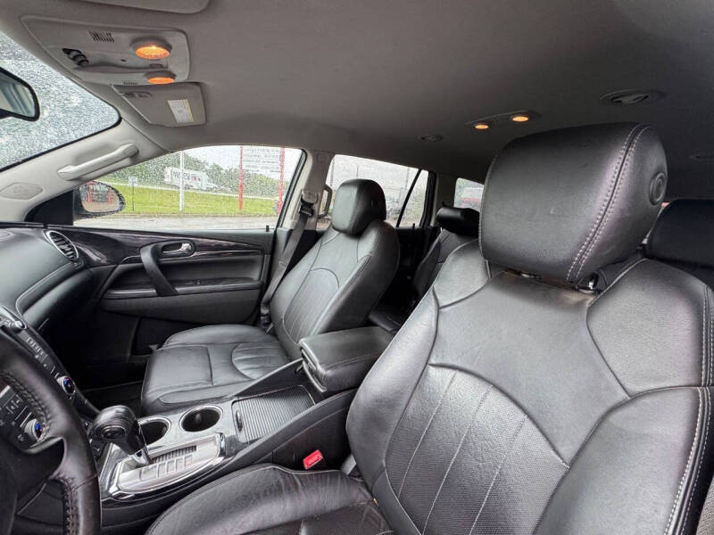 2017 Buick Enclave Leather
