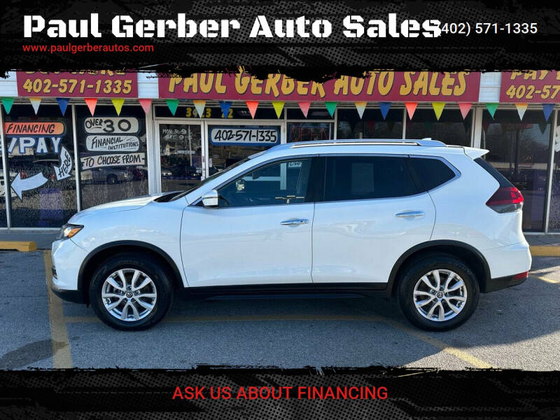 2020 Nissan Rogue SV's photo