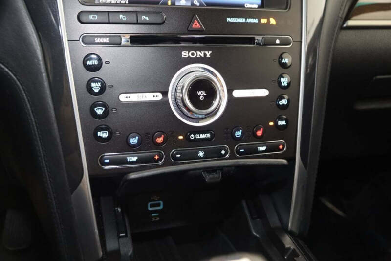 2016 Ford Explorer Platinum