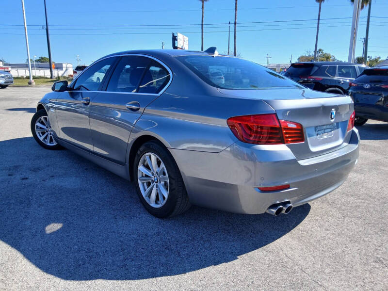 2016 BMW 5 Series 528i