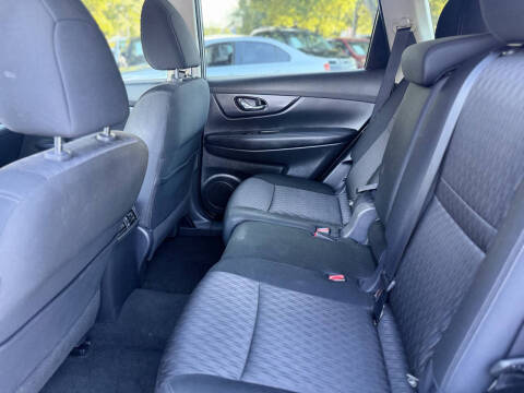 2018 Nissan Rogue S