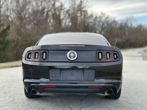 2013 Ford Mustang V6
