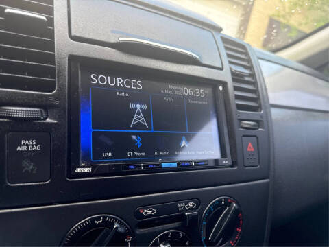 2012 Nissan Versa 1.8 S