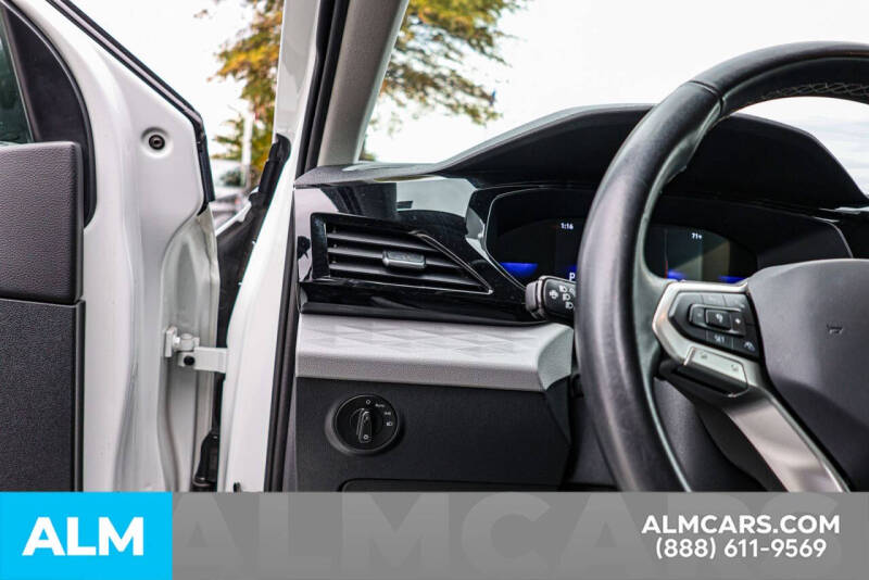 2024 Volkswagen Taos S