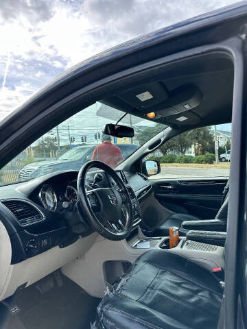 2017 Dodge Grand Caravan SXT