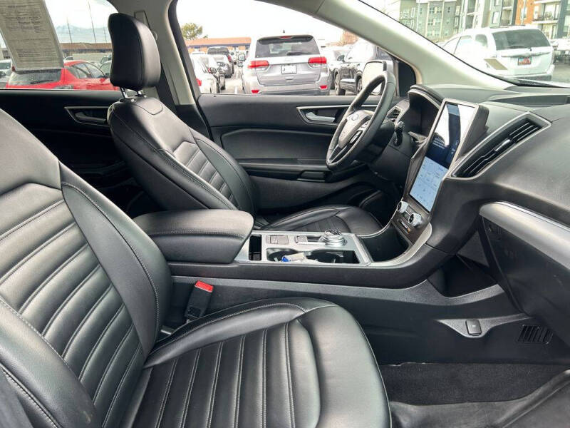 2021 Ford Edge SEL