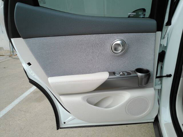 2024 Genesis GV60 Standard