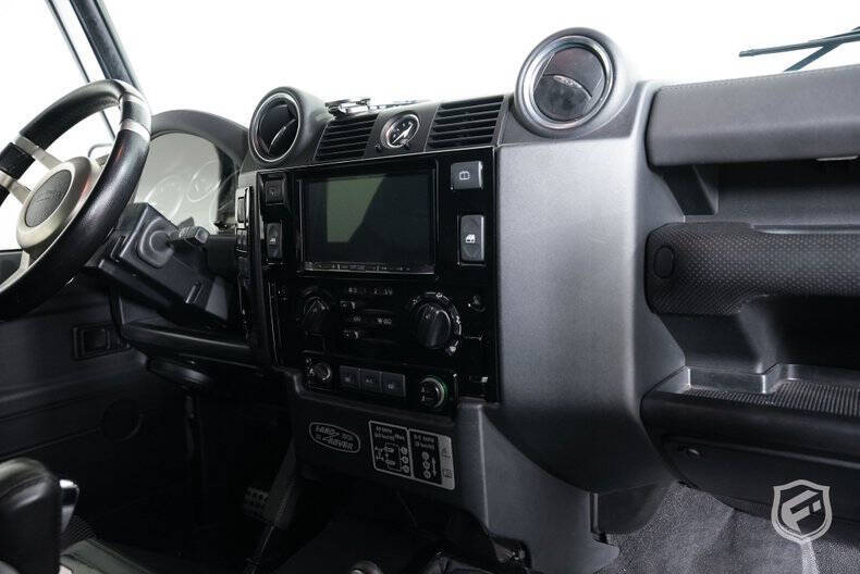 1991 Land Rover Defender