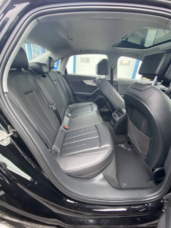 2017 Audi A4 2.0T quattro Premium