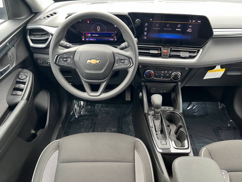 Used 2024 Chevrolet TrailBlazer LT with VIN KL79MRSLXRB080087 for sale in Wood River, IL