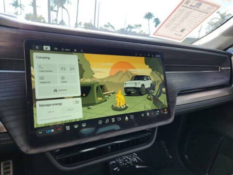 2023 Rivian R1S Adventure