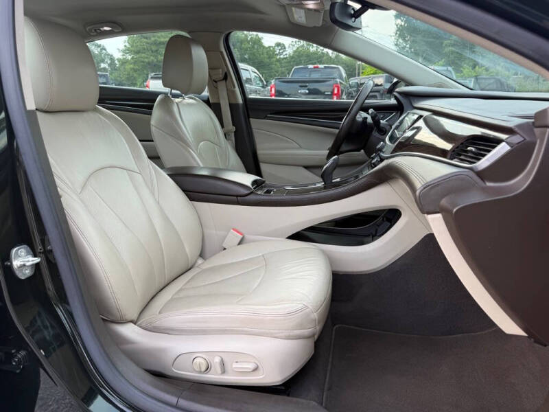 2017 Buick LaCrosse Essence