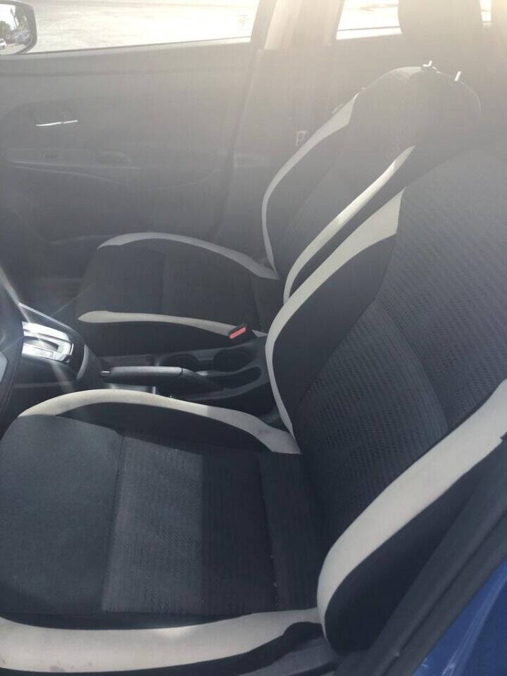2021 Nissan Versa Sedan - $17,500