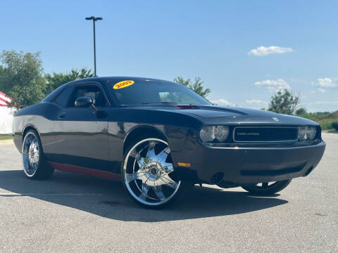 2009 Dodge Challenger for sale at E & N Used Auto Sales LLC in Lowell AR
