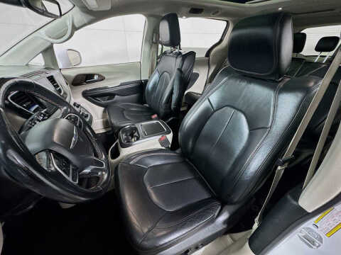 2018 Chrysler Pacifica Touring L Plus