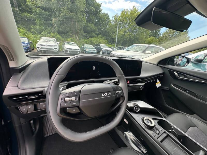 2025 Kia EV6 Light Long Range