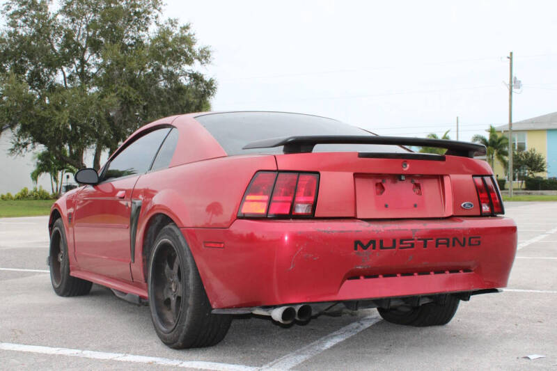 2001 Ford Mustang