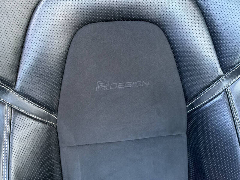 2018 Volvo XC90 T6 R-Design