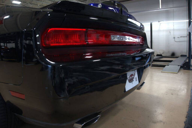 2014 Dodge Challenger SRT8