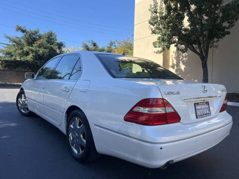 2004 Lexus LS 430