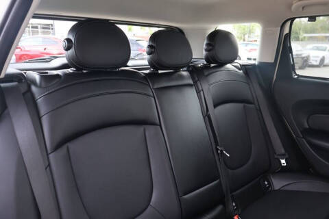 2017 MINI Clubman Cooper