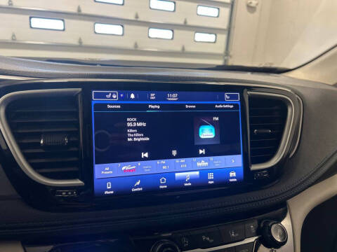 2021 Chrysler Pacifica Touring