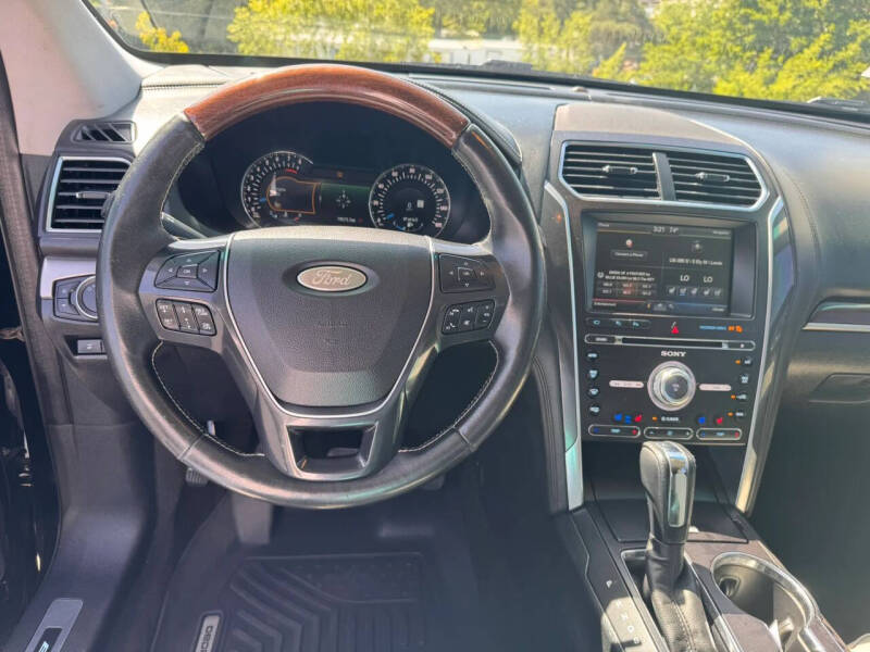 2016 Ford Explorer Platinum