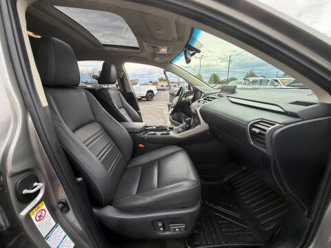 2017 Lexus NX 200t